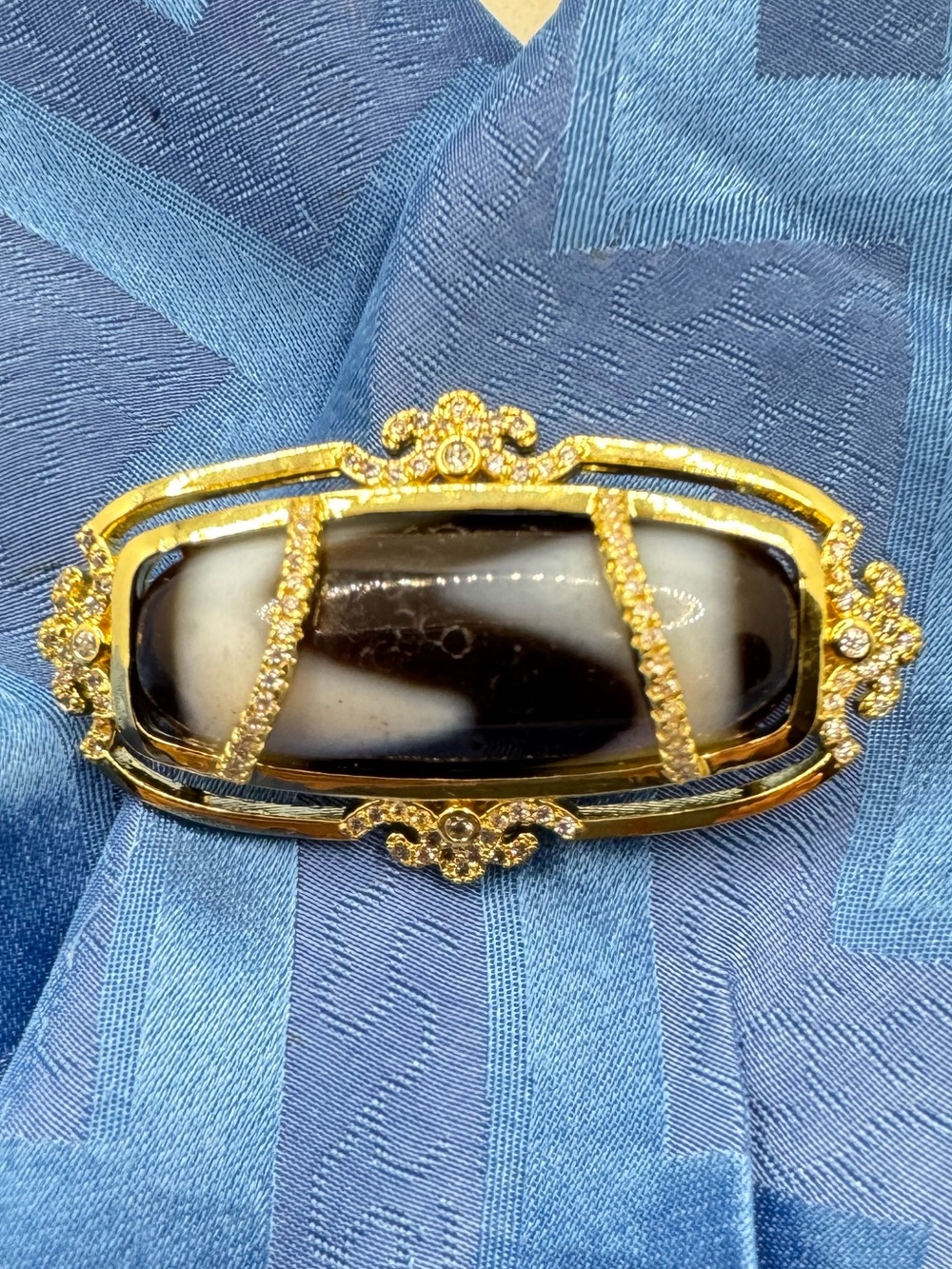 High-Quality Gold-Plated Silver Man-Made Dzi Brooch